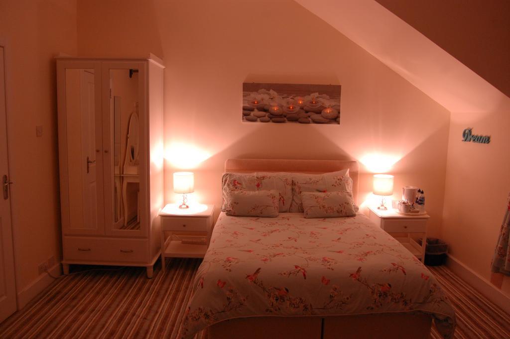 Dawn Break Largs Quarto foto